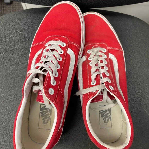 Vans - Picture 1 of 3